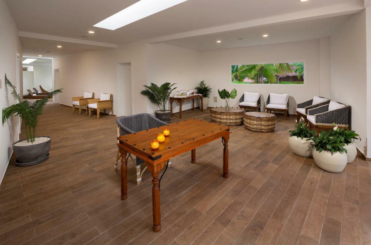 Grand Sirenis Punta Cana & Aquagames Uvero Alto